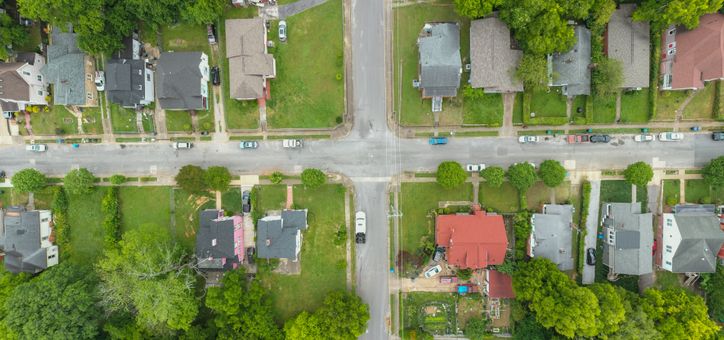 HOA-friendly exterior house painting